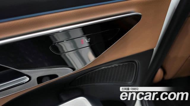 Mercedes-Benz E-класс W214 Avantgarde, 2024 18