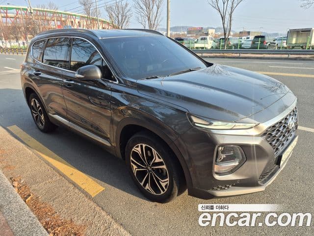 Hyundai Santa Fe TM Exclusive Special, 2019 3