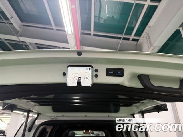 Hyundai Staria Modern, 2023 14