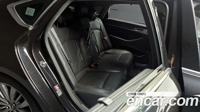 Genesis G80 Premium Luxury, 2019 12