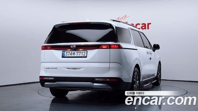 Kia Carnival 4세대 Signature, 2021 2