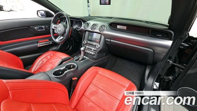 Ford Mustang кабриолет, 2021 7