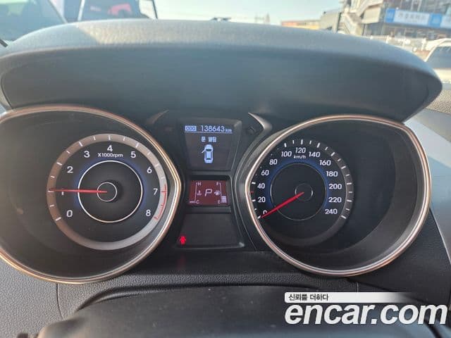 Hyundai Avante MD Premier, 2012 9