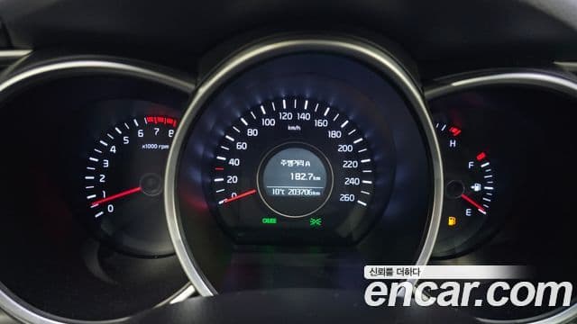 Kia The / новый New K5 Luxury, 2015 8