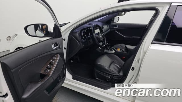 Kia The / новый New K5 Luxury, 2015 10