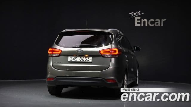 Kia All New Carens Prestige, 2014 4