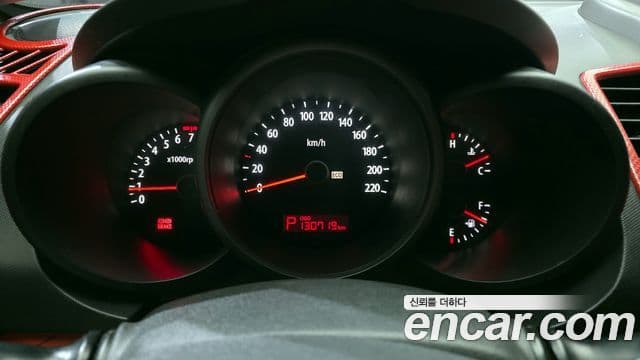 Kia Soul топовая версия, 2010 8