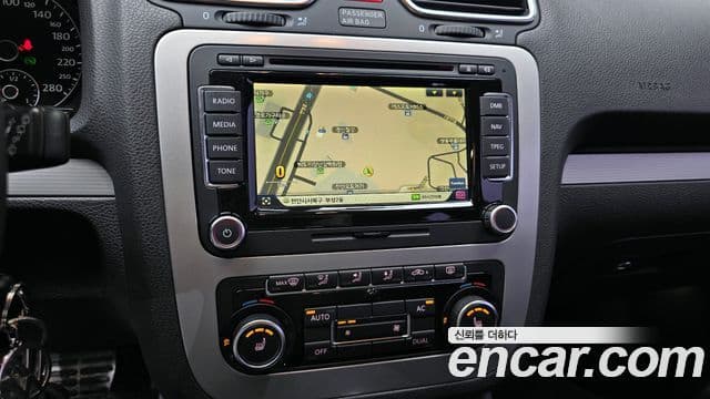 Volkswagen 시로코 2.0 TDI R-Line, 2012 17