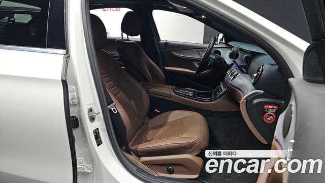 Mercedes-Benz E-класс W213 Avantgarde, 2021 10