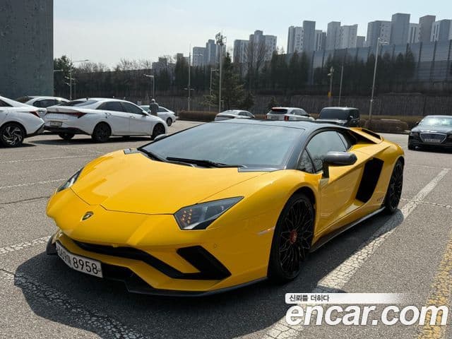 Lamborghini 아벤타도르 S LP740-4, 2018 4