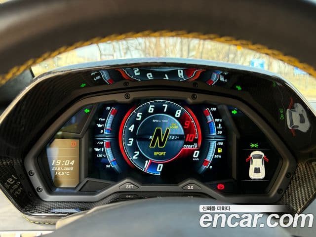 Lamborghini 아벤타도르 S LP740-4, 2018 11