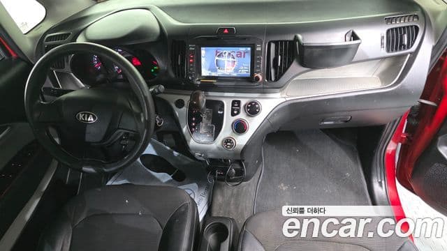 Kia Ray фургон / люксовая версия, 2013 7