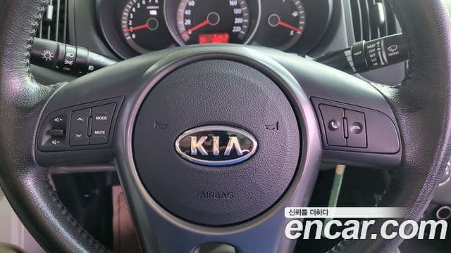 Kia Forte 1.6 CVVT Si, 2010 16