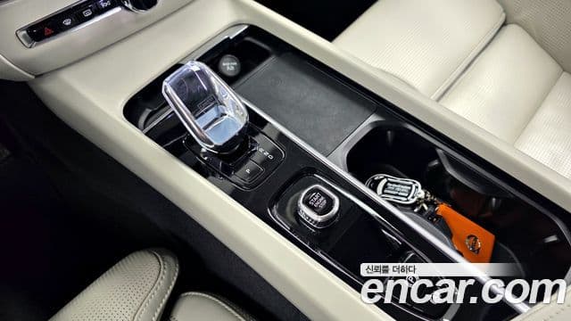 Volvo V60 Cross Country 2세대 B5 Ultimate AWD, 2023 9