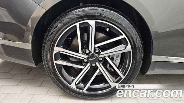 Genesis G80 (RG3) бензин 2.5 турбо 2WD, 2025 все фото