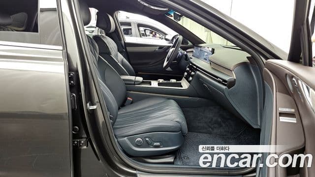 Genesis G80 (RG3) бензин 2.5 турбо 2WD, 2025 11