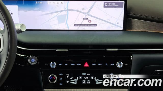 Genesis G80 (RG3) бензин 2.5 турбо 2WD, 2025 14