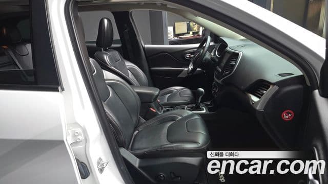 Jeep Cherokee(KL) 2.4 Longitude AWD, 2017 11