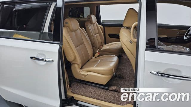 Kia The / новый New Carnival Special, 2019 12