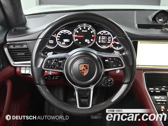 Porsche Panamera (971) 4.0 турбо, 2018 13