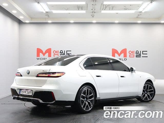 BMW 7시리즈 (G70) 740i xDrive M Sport, 2024 2