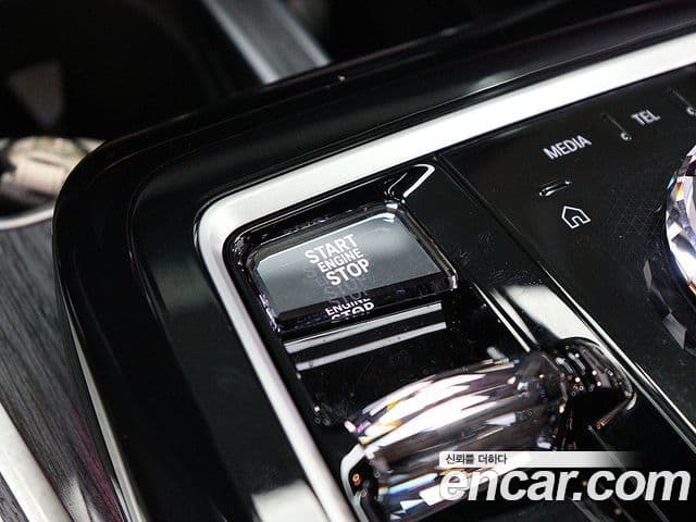 BMW 7시리즈 (G70) 740i xDrive M Sport, 2024 все фото