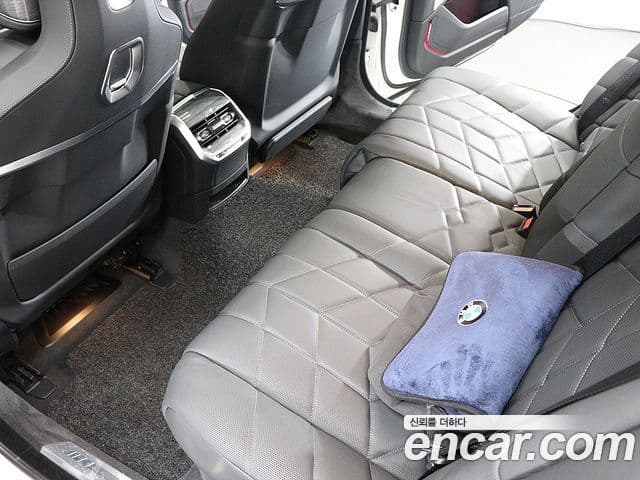 BMW 7시리즈 (G70) 740i xDrive M Sport, 2024 9