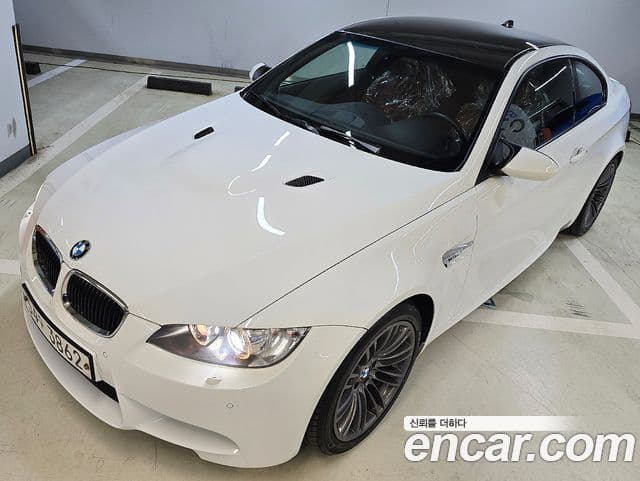 BMW M3 (E90) M3 купе, 2010 1