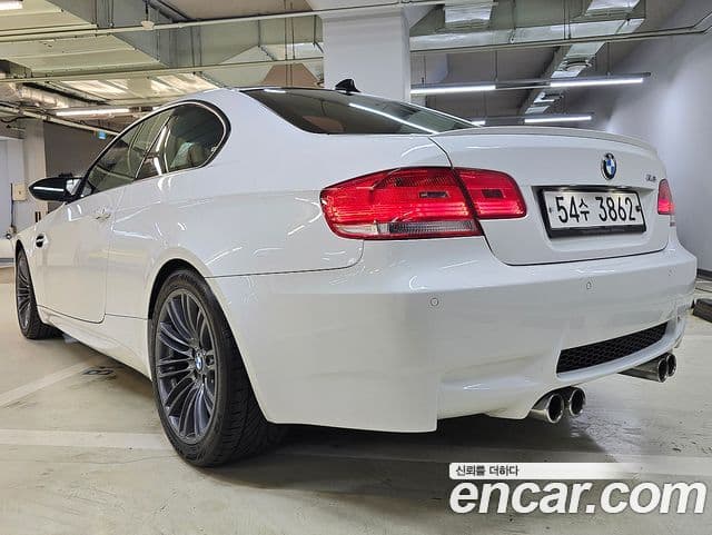 BMW M3 (E90) M3 купе, 2010 6