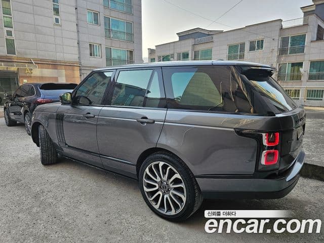 Land Rover Range Rover 4세대 4.4 SDV8 Vogue SE дизель, 2015 3