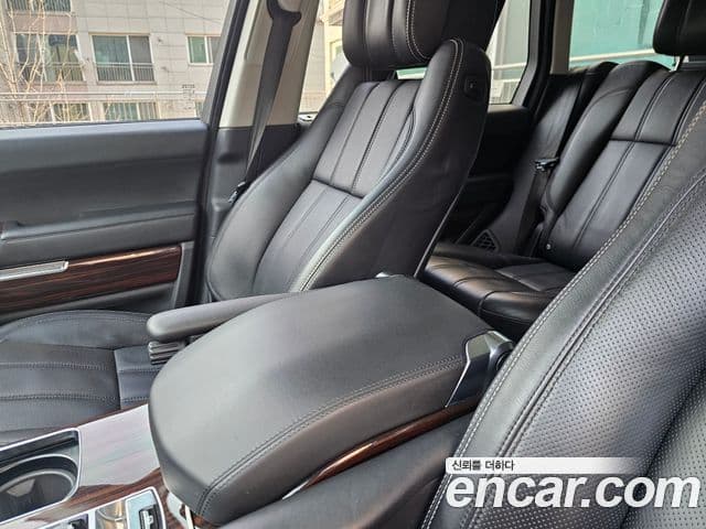 Land Rover Range Rover 4세대 4.4 SDV8 Vogue SE дизель, 2015 11