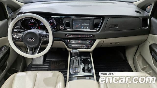 Kia All New Carnival Noblesse, 2017 7