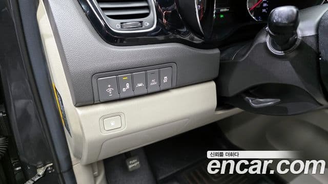 Kia All New Carnival Noblesse, 2017 15