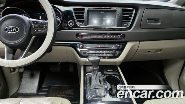 Kia All New Carnival Noblesse, 2017 19