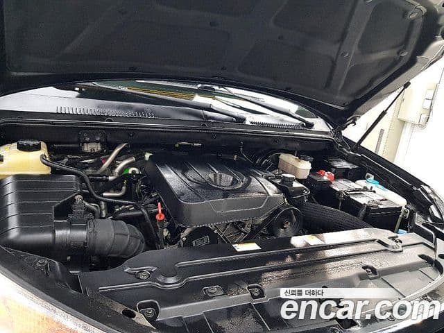 KG모빌리티(SsangYong) Korando 투리스모 2WD GT 11인승, 2014 6