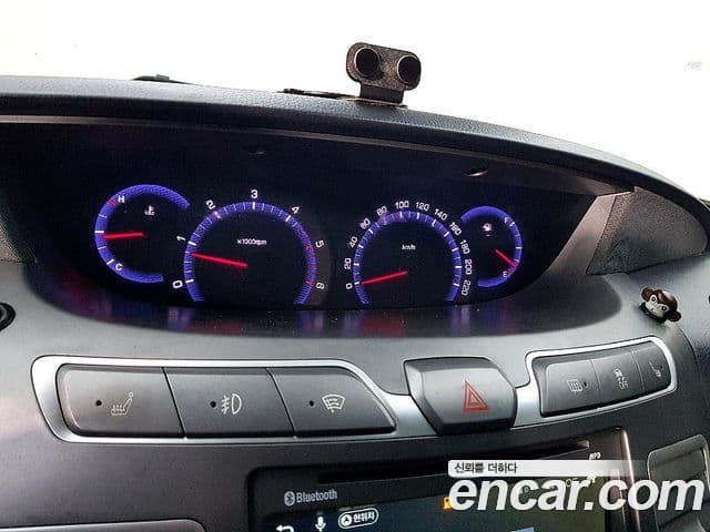 KG모빌리티(SsangYong) Korando 투리스모 2WD GT 11인승, 2014 14