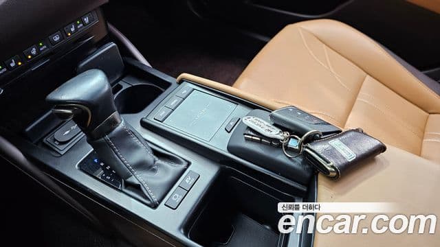 Lexus ES300h 7세대 Luxury Plus, 2019 9