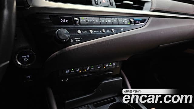 Lexus ES300h 7세대 Luxury Plus, 2019 18