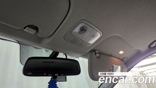 Hyundai The / новый New Grand Starex Modern, 2018 17