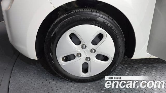 Kia The / новый New Ray Standard, 2022 все фото