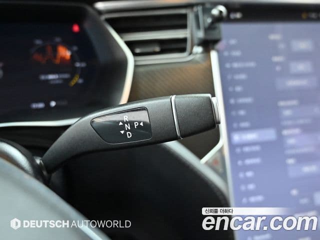 Tesla модель S, 2017 9