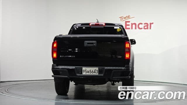 Chevrolet(GM대우) real New 콜로라도 3.6 Z71-X Midnight 4WD, 2022 4