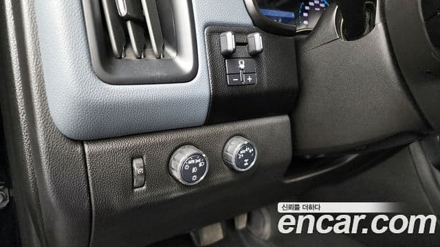 Chevrolet(GM대우) real New 콜로라도 3.6 Z71-X Midnight 4WD, 2022 16