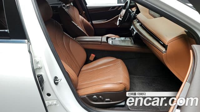 Genesis G80 (RG3) бензин 3.5 турбо AWD, 2021 10