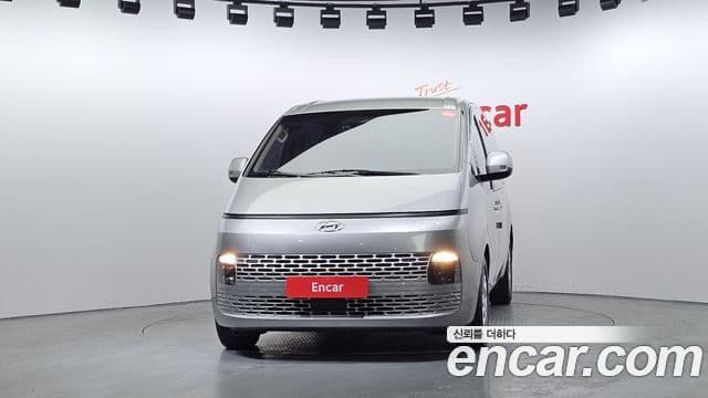 Hyundai Staria Modern, 2022 3