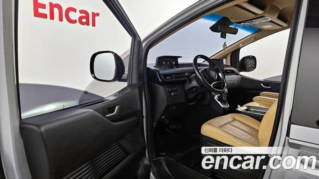 Hyundai Staria Modern, 2022 10