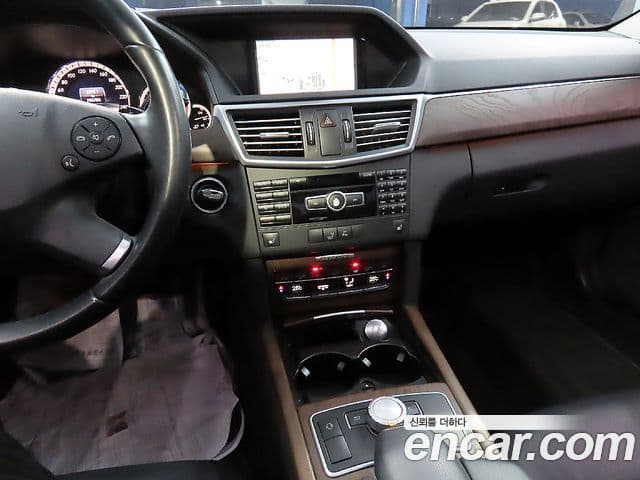 Mercedes-Benz E-класс W212 E300 Elegance, 2013 17
