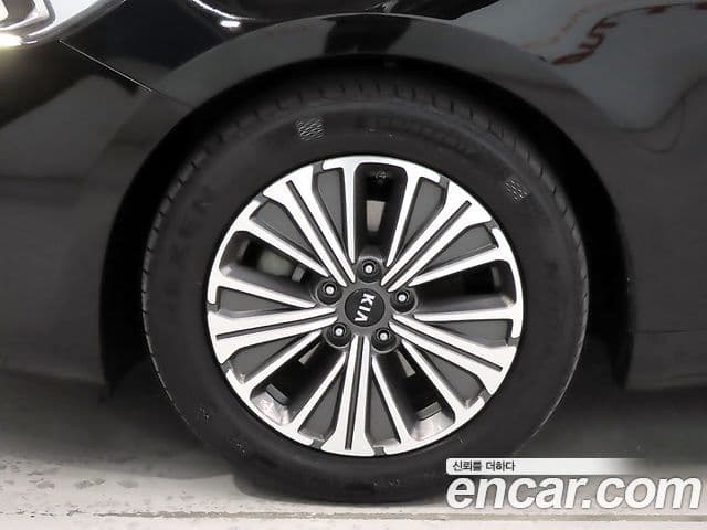 Kia K7 Premier гибрид Signature, 2020 все фото