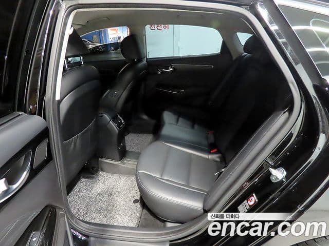 Kia K7 Premier гибрид Signature, 2020 13