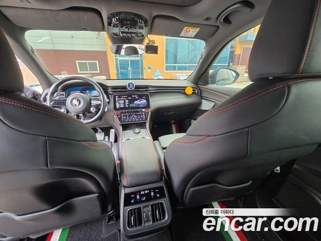 Maserati Grecale 3.0 AWD Trofeo, 2023 11